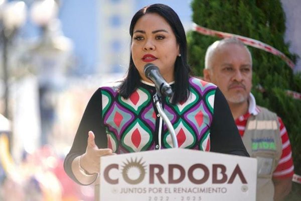 Inauguran autoridades “Tianguis Navideño”, con productos del campo; participan 220 productores