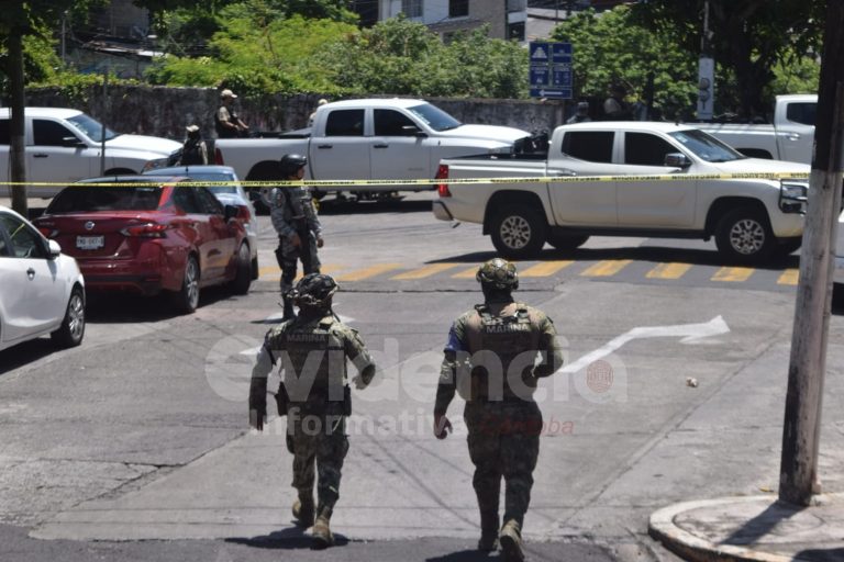 COORDINADOR DE POLICÍA EN CÓRDOBA USURPA FUNCIONES DURANTE CATEO